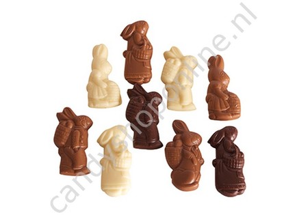 Platte Mandhaasjes Assortie bakje 18 stuks