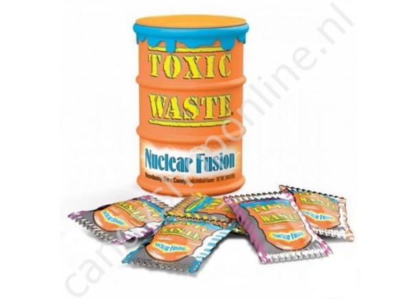 Toxic Waste Nuclear Fusion Sour Candy Drum 42gr.